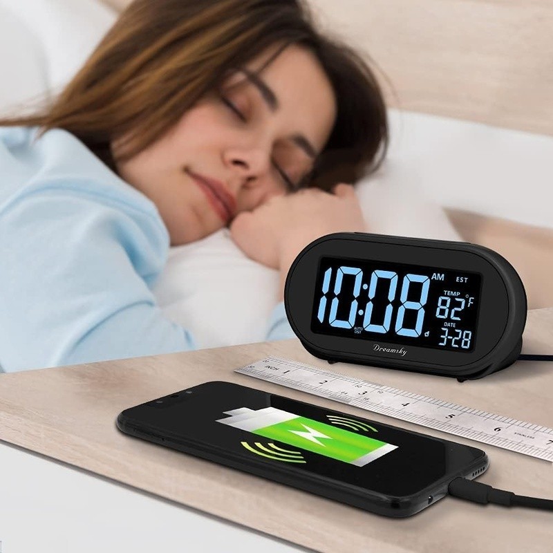 Auto Setting Alarm Clock W/ Dimmable Display USB Charging Dual Backup Battery