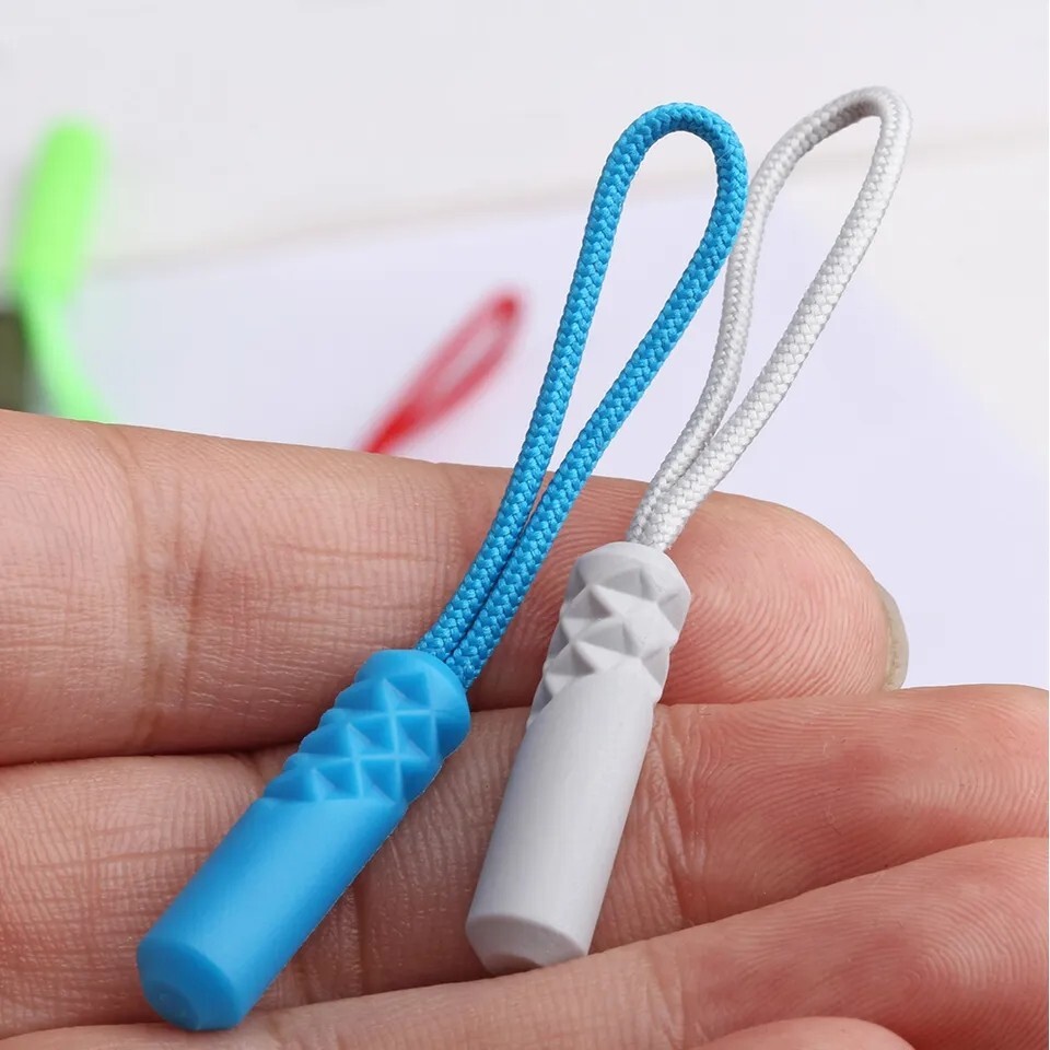 4PC Zipper Pull Puller End Fit Rope Tag Replacement Clip Broken Buckle Fixer Zip
