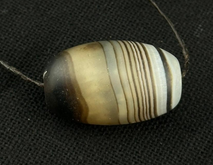Authentic Ancient  Large Banded Agate Stone Dzi Bead in Good Condition