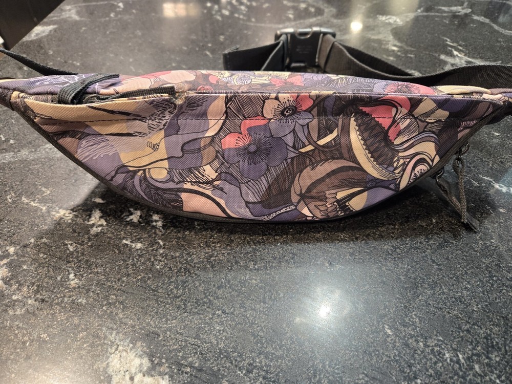 Nike Mushroom Waistpack Minor Damage Please Read Description