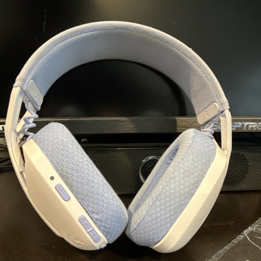 Logitech G435 Light Blue White Over-Ear Gaming Headset Boom Microphone