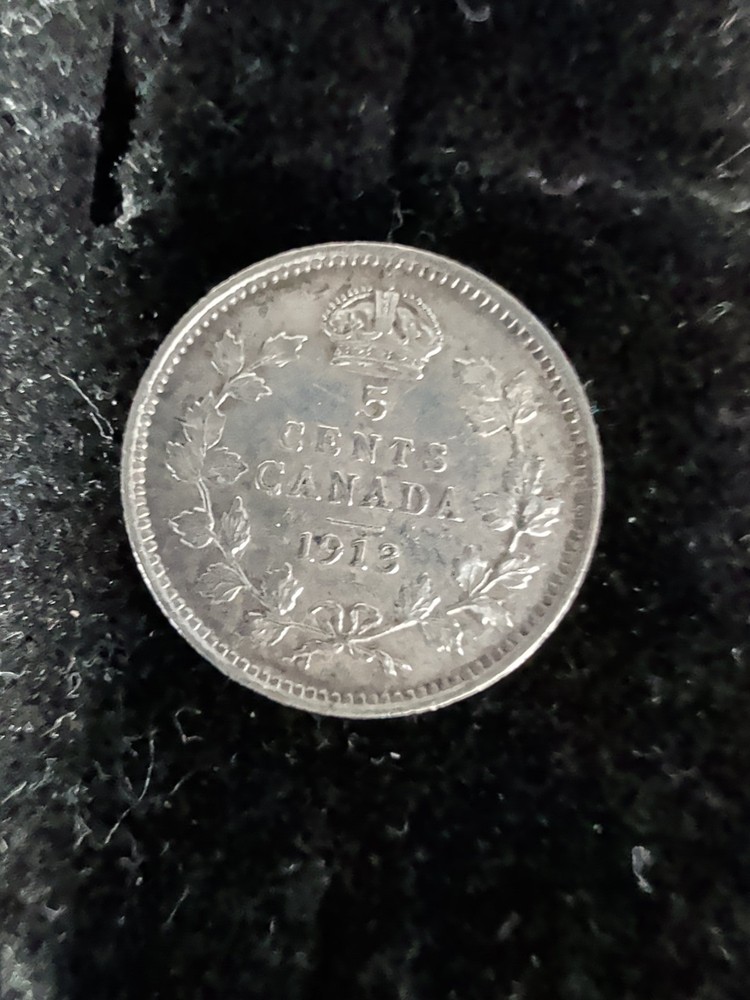 1913 Canada 5 Cents Silver