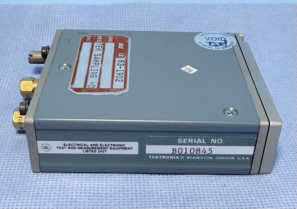 Tektronix SD22 Dual-Channel TDR Sampling Head SD-22 63-1902 TEK Sampling HD