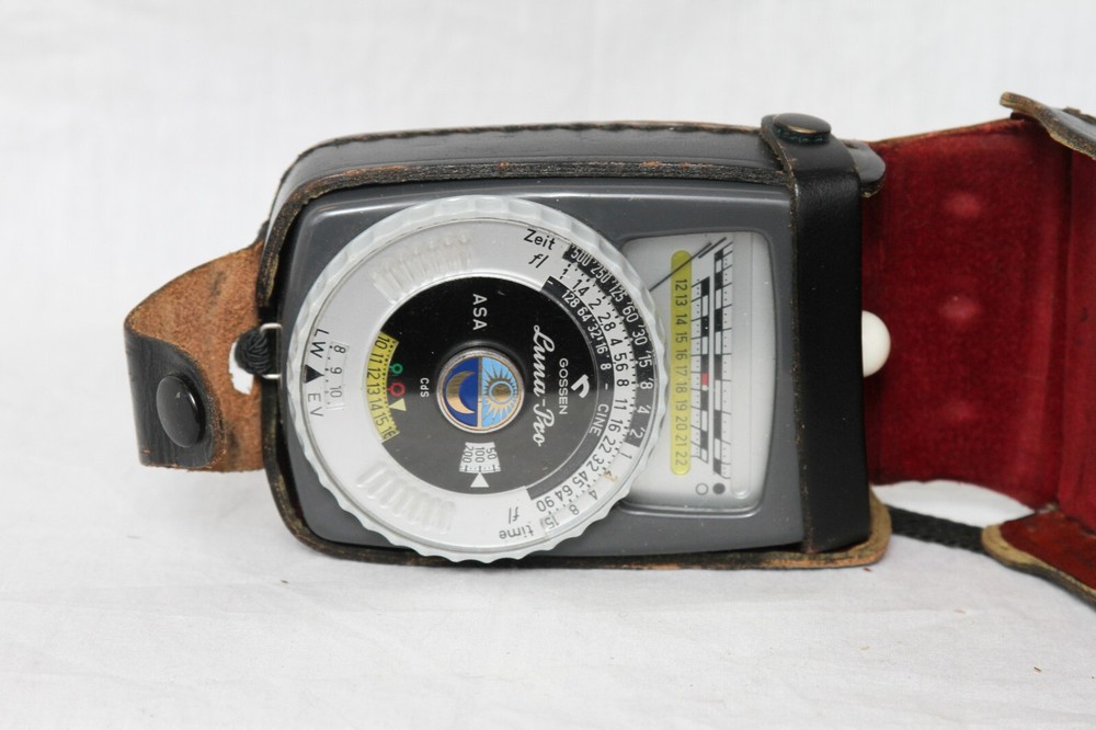 Gossen Luna Pro light meter