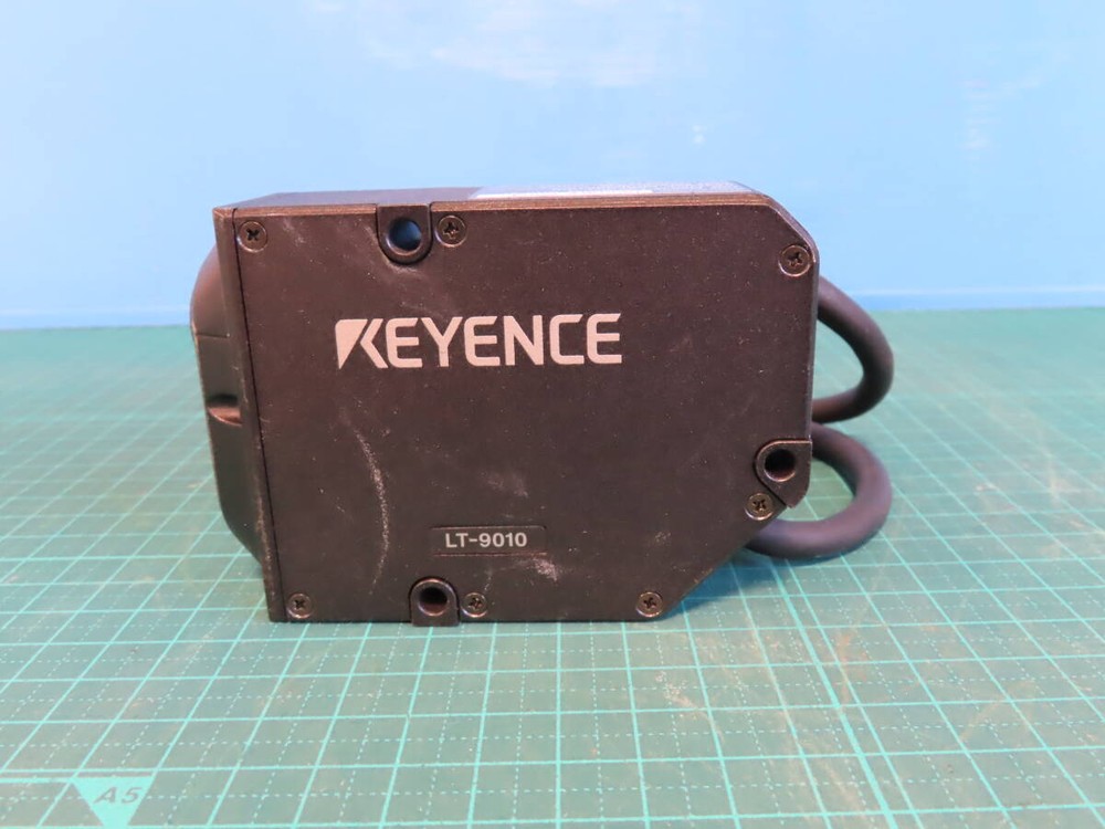 KEYENCE LT-9010 Confocal Laser Displacement Sensor