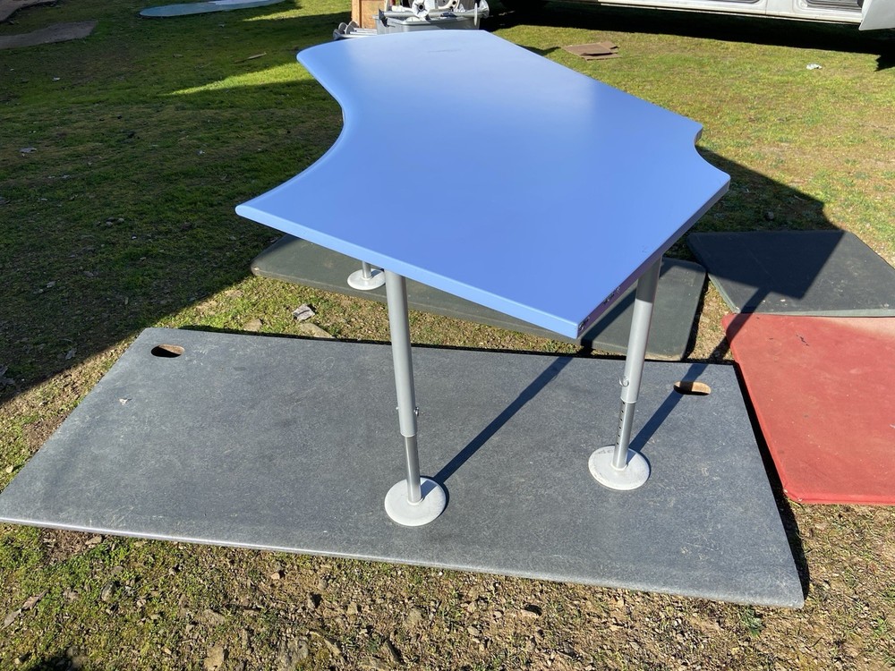 Vintage Herman Miller Resolve Workstations For Two