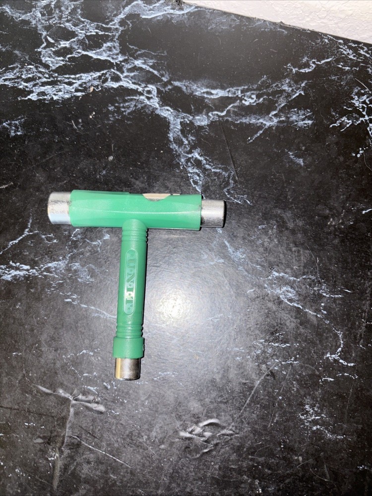 Skate Tool Dark Green
