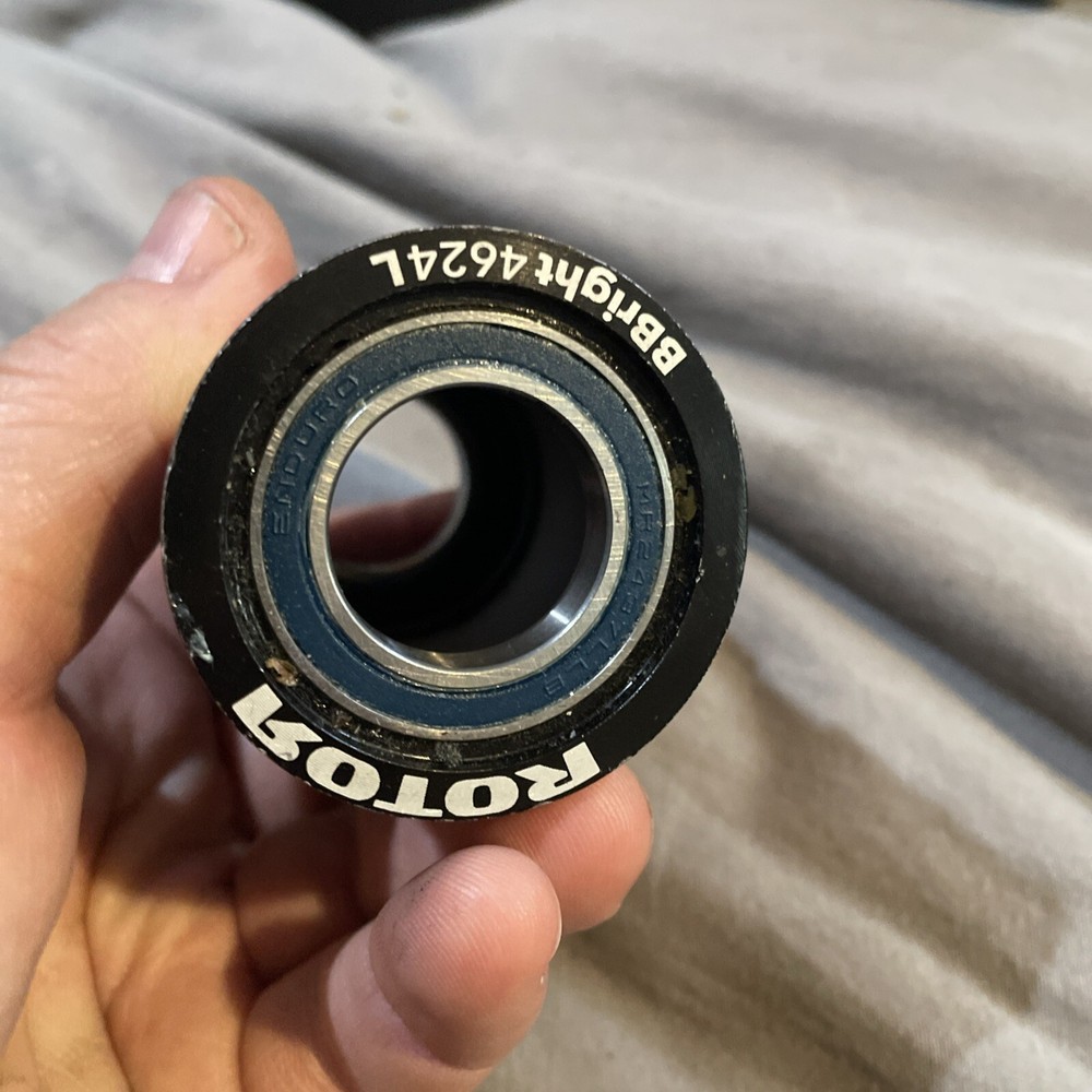 Rotor BBright 4624L Bottom Bracket 68mm