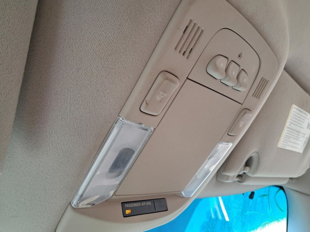 DTS 2007 Glove Box 4830433