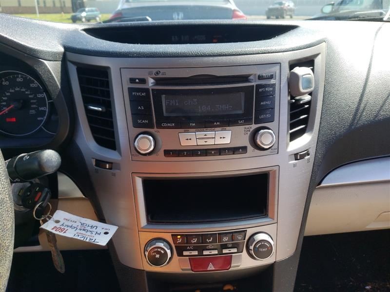 LEGACY 2014 Headrest 358358