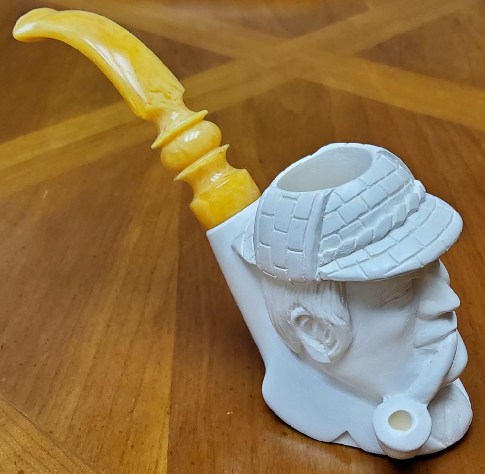 MEERSCHAUM PIPE, SHERLOCK HOLMES, WITH CASE