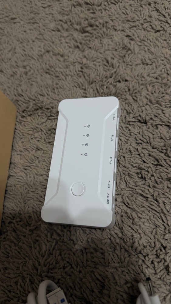 USB 3.0 KVM Switch Selector 4 in 4 Out