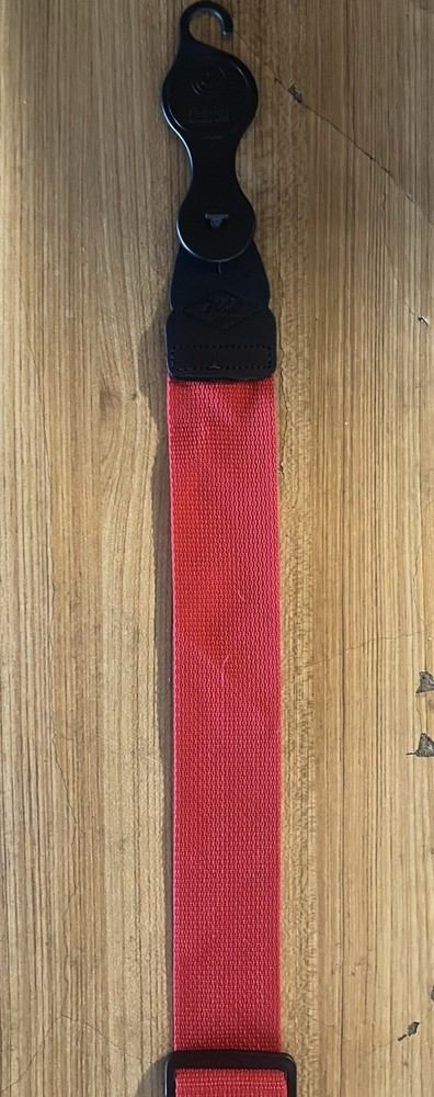 L&M Red Nylon 2” Guitar Strap