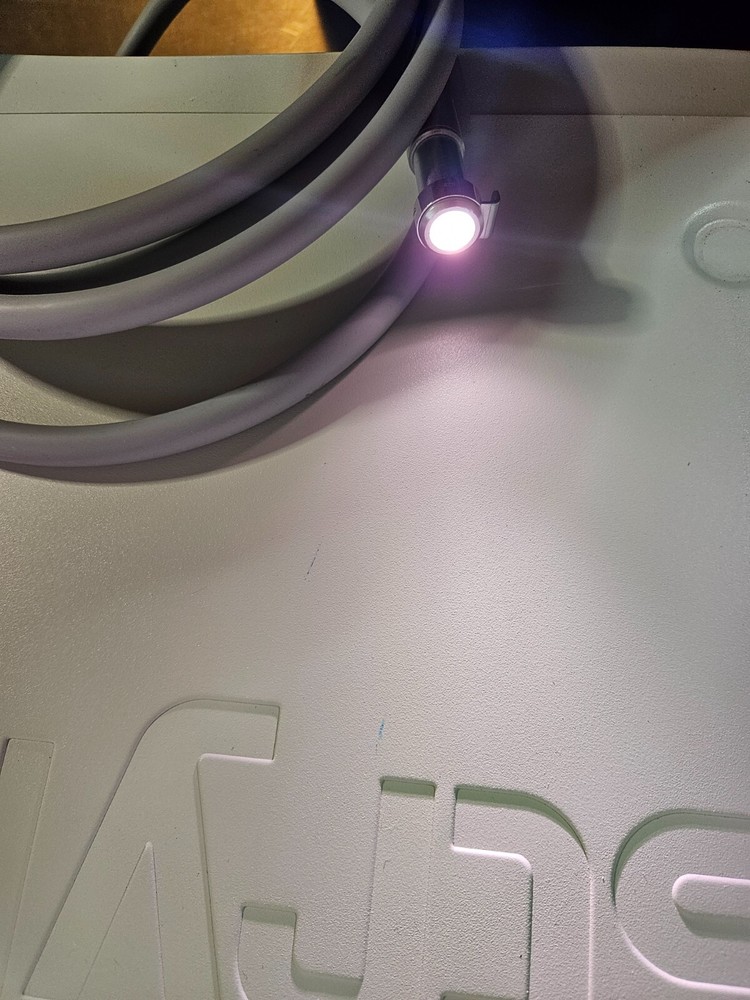 Stryker L9000 LED Light Source, tested.