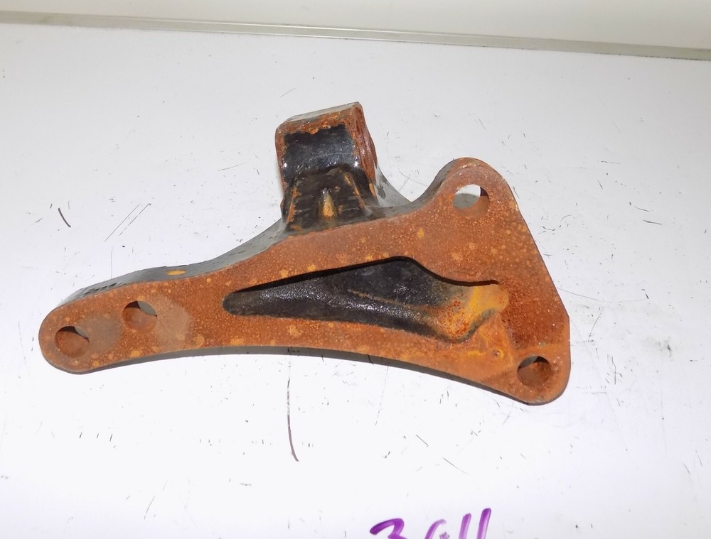 CAT CATERPILLAR Rear Engine Mount R01-34045-001