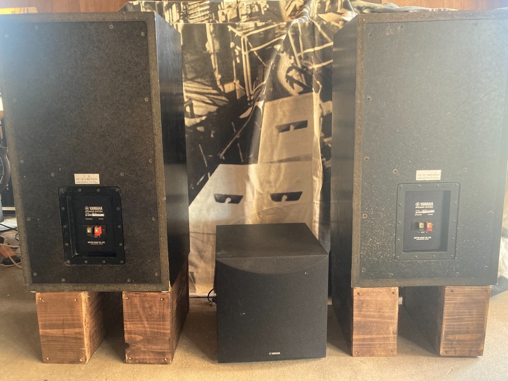 Yamaha NS-1000M Studio Monitor Speaker System