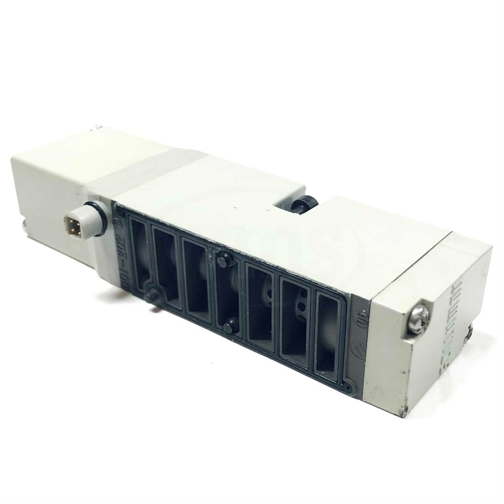 122BA400K000030 Numatics Single Solenoid Pilot Valve