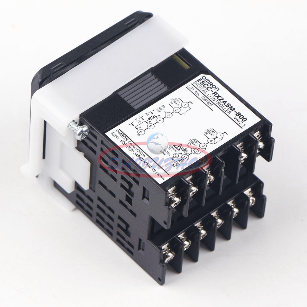 ONE Omron E5CC-RX2ASM-800 100-240VAC Temperature Controller