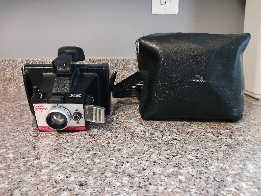 Vintage Polaroid Land Camera Super Shooter  Plus. Untested