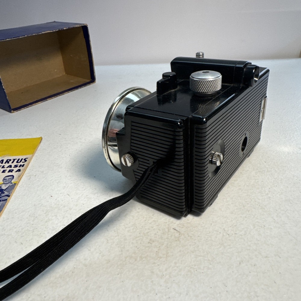 Vintage Spartus Co/Flash Camera With Original Box