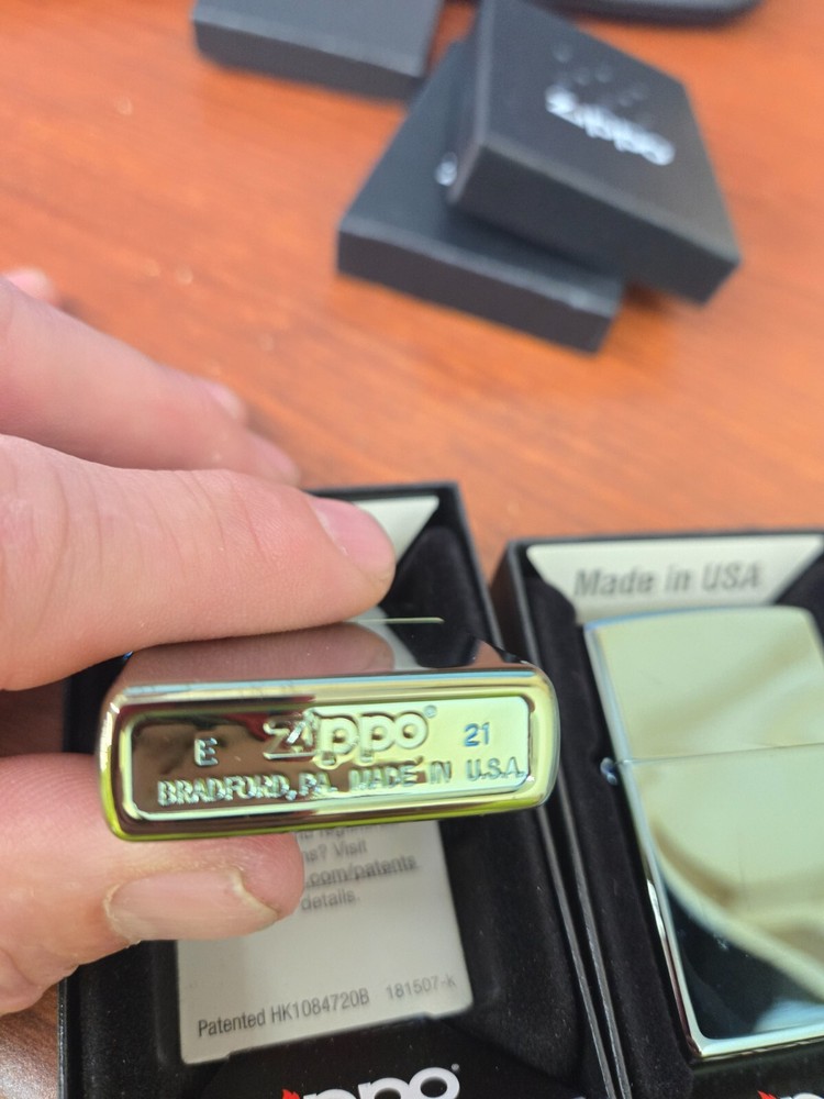 New Zippo Chameleon Pocket Lighter #28129