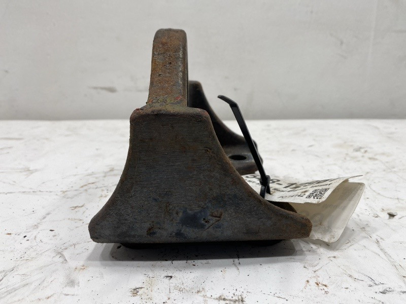 Freightliner MT55 Engine Mount 0130509000 (548-12967)