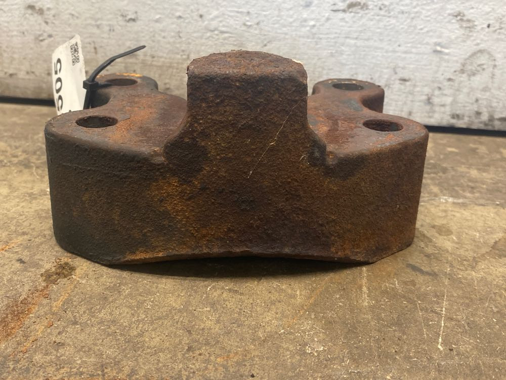 Suspension Bracket (641-12505)