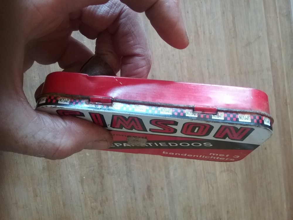 VINTAGE SIMSON BICYCLE PATCH REPAIR KIT TIN * Empty Tin