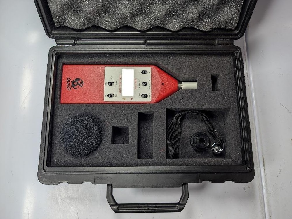 Quest Technologies 2400 Sound Level Meter w/ Case