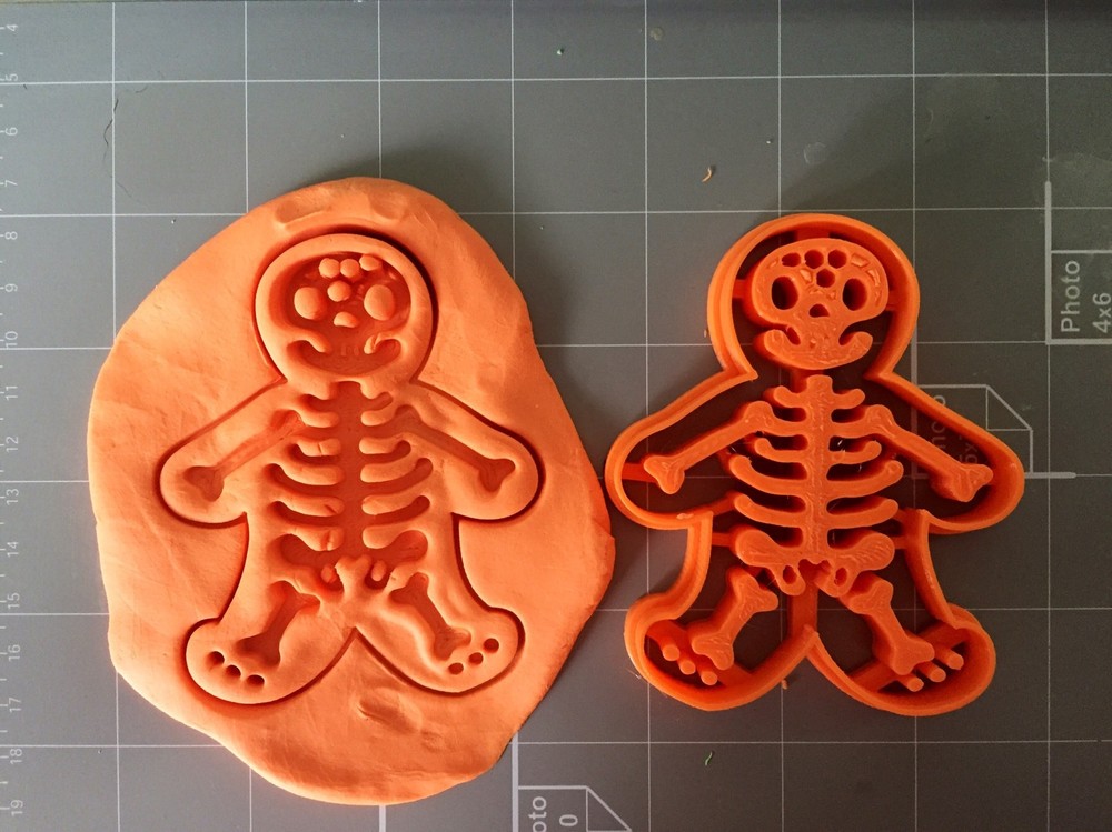 Gingerbread Skeleton Cookie Cutter
