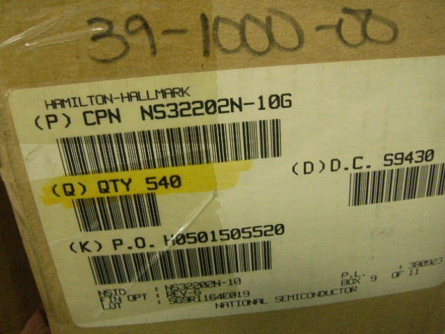 NS32202N-10G - National Semiconductor - INTERRUPT CONTROLLER, PDIP40 ( 15 pcs