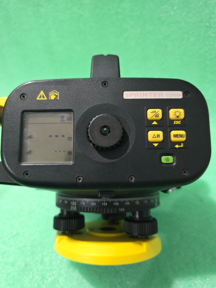 Leica Sprinter 100M Digital Level