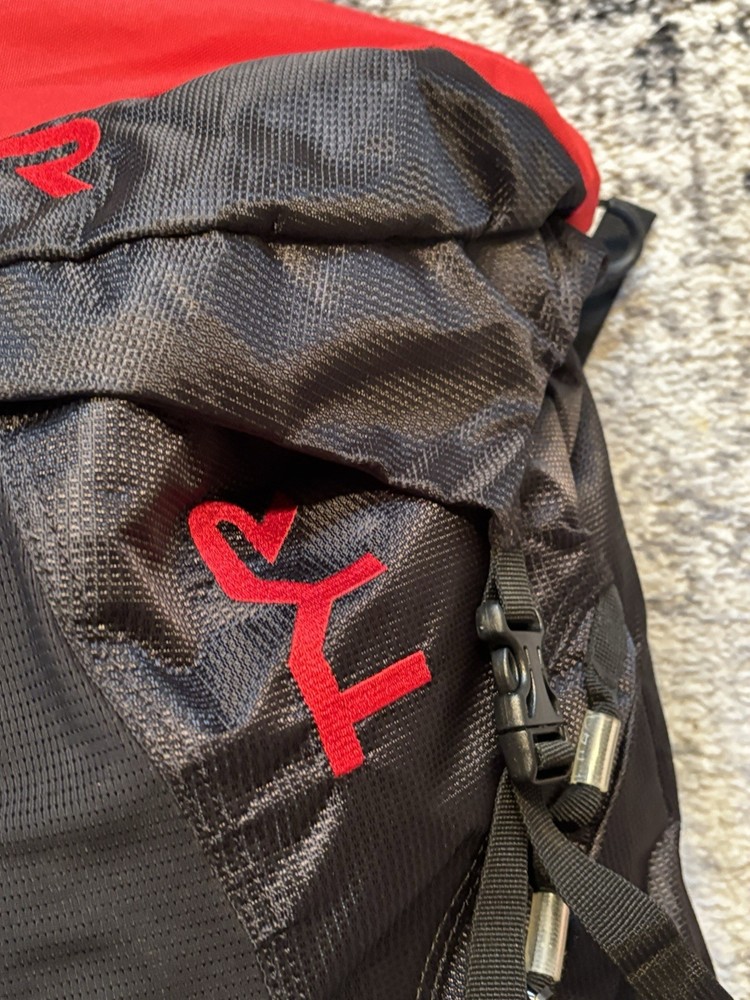 TYR Convoy Transition Backpack Red/Black