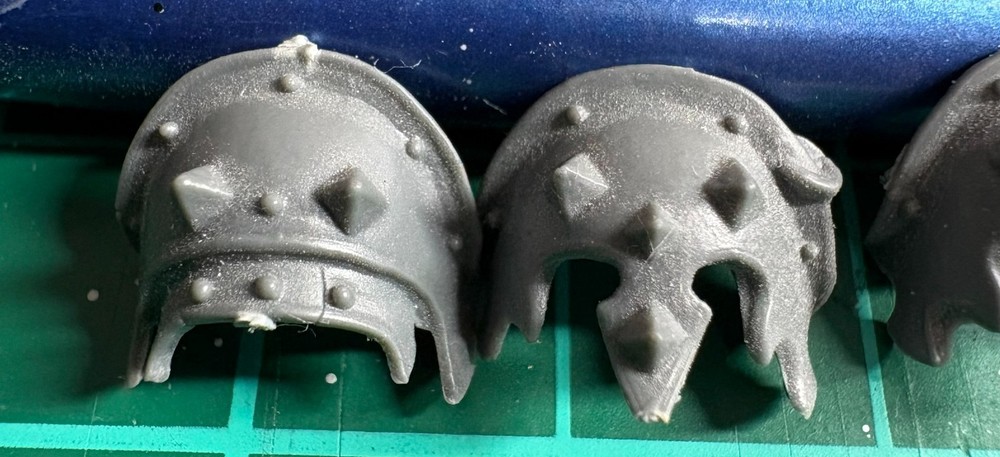 Warhammer Fantasy | Chaos Knights Shoulder Pads Bundle Vintage Bits x10+ Kitbash