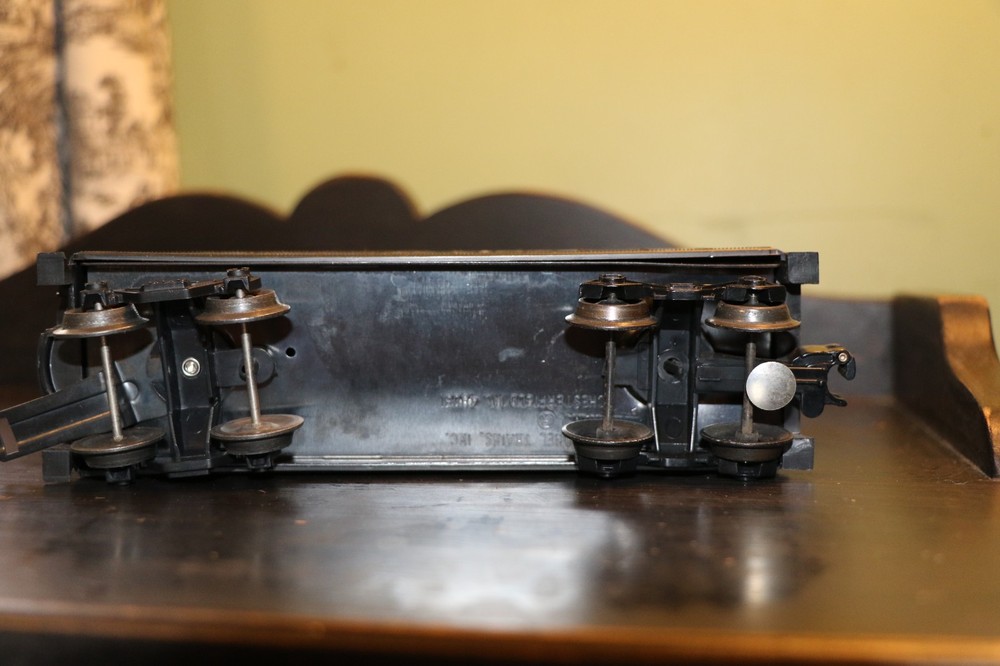 Lionel modern with set box, beautiful condition, smoke, light, forward/reversebx