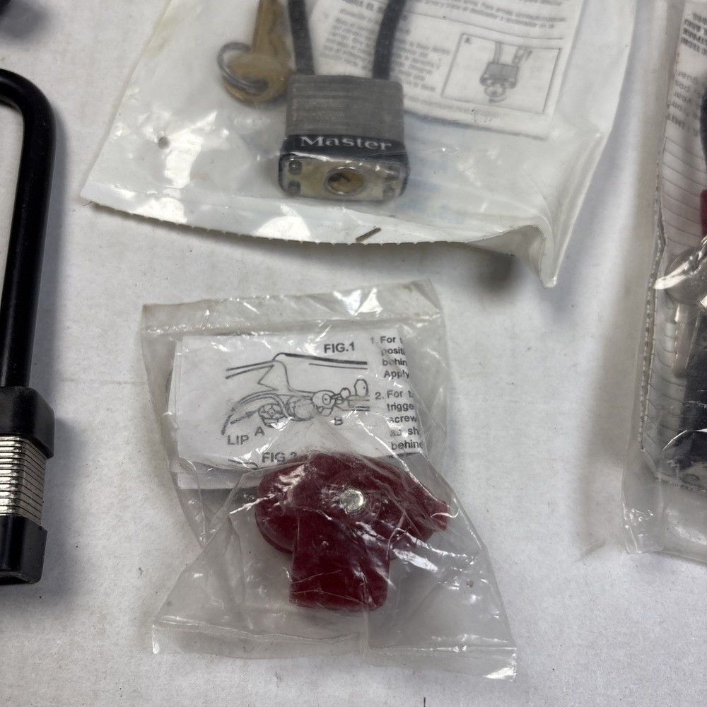 Gun Lock Lot Ruger Master Lock Cable & Trigger Locks w/ Keys – 5 Pieces