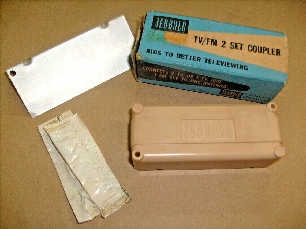 JERROLD Electronics Corp. MF-2 TV/FM Multi-Set Coupler