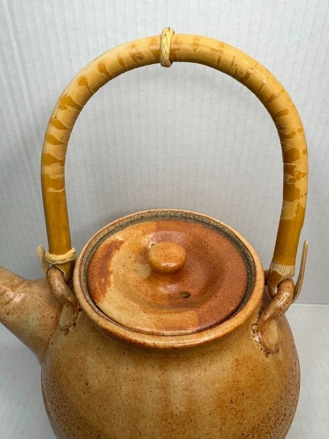 Stoneware Teapot with Bamboo Handle