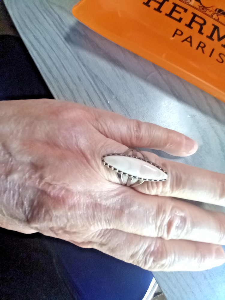 Native American Navajo .925 Sterling Silver Mussel Shell Ring 7.5