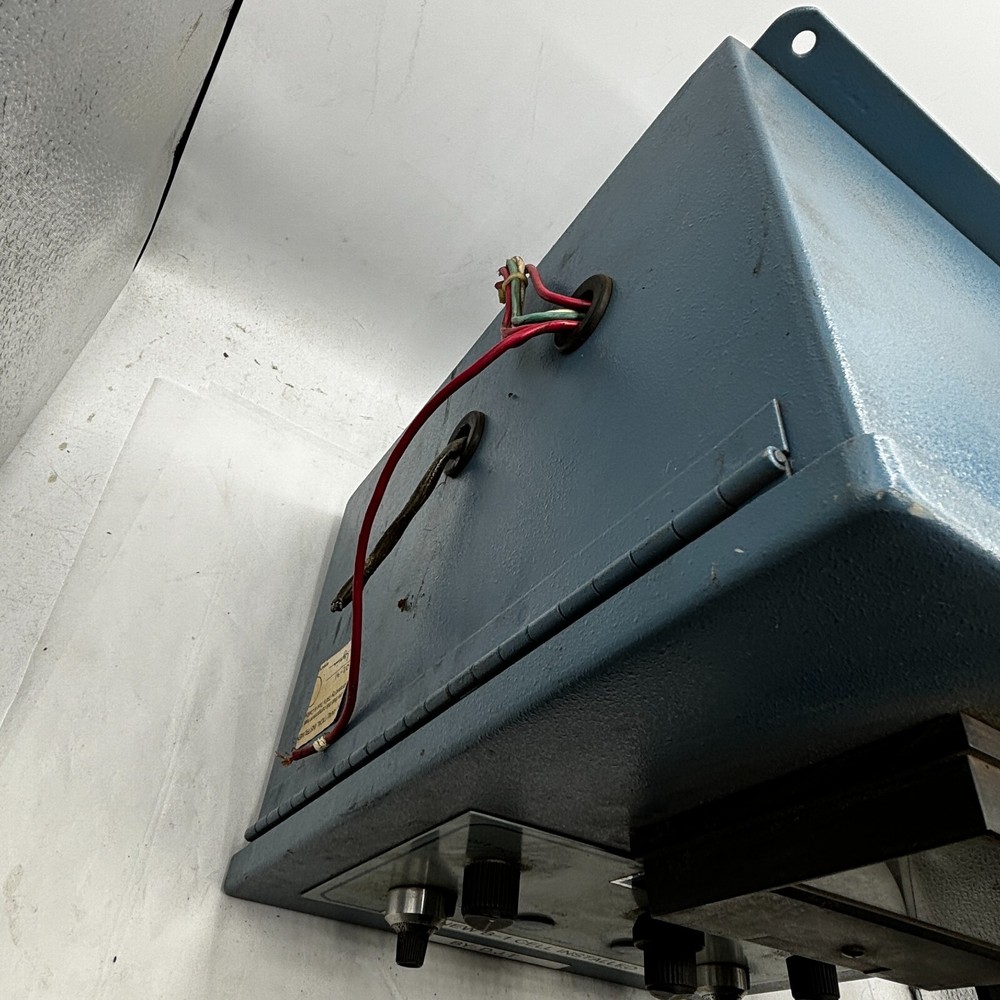 TELEDYNE ANALYTICAL INSTRUMENTS OXYGEN ANALYZER, PERCENT OXYGEN, BAKER 121631🎯