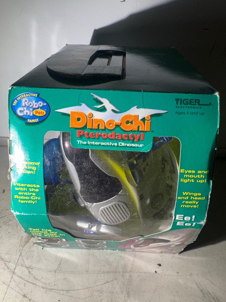 Tiger Electronics Dino-Chi Pterodactyl interactive toy dinosaur New