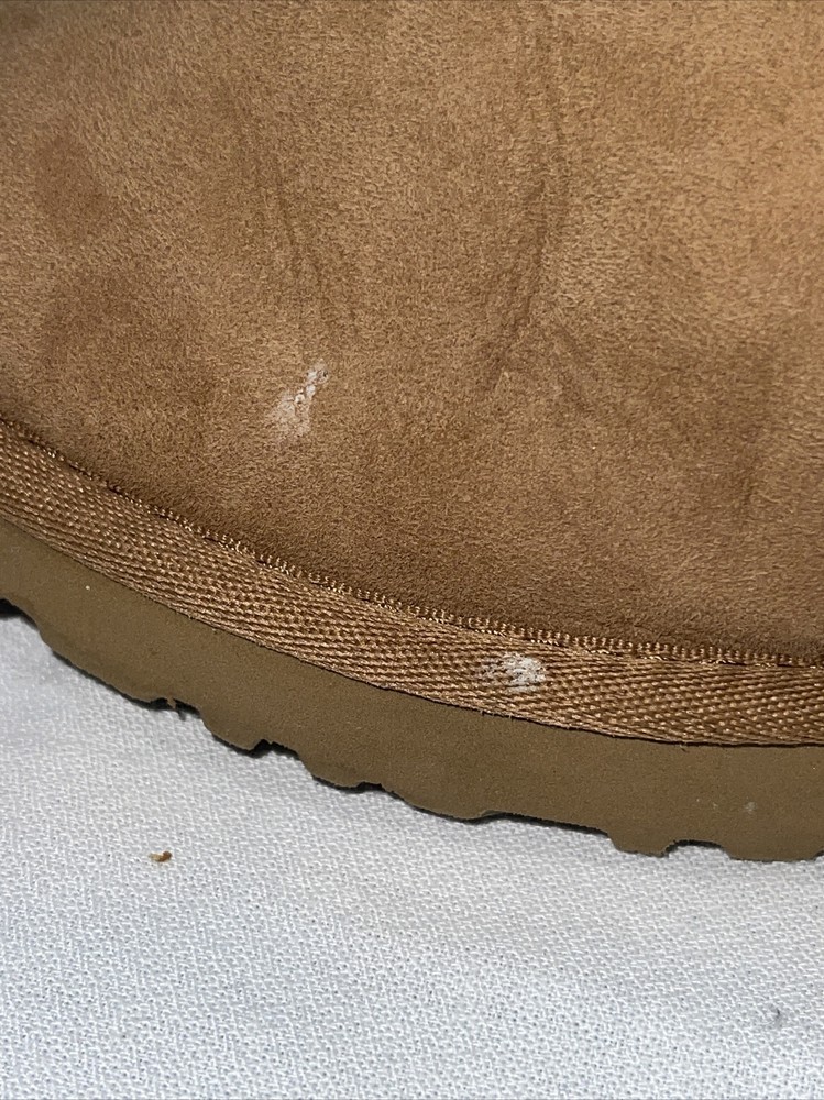 UGG BOOTS WOMEN CLASSIC MID LARGE US SIZE 7