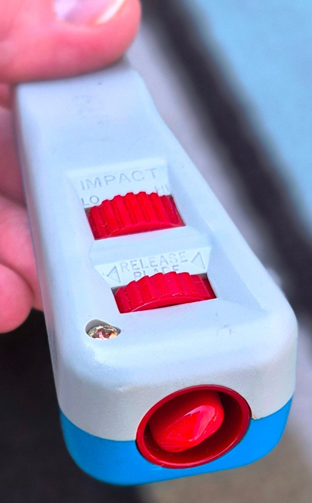 Quest Impact Pro Punch Down Tool