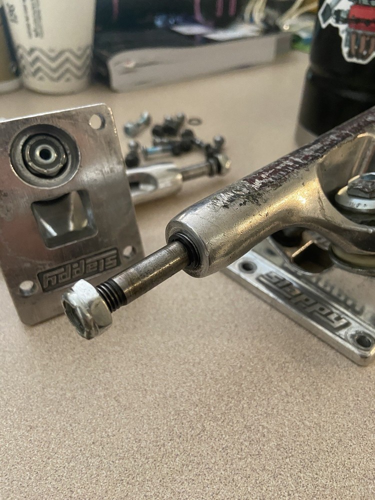 Slappy Trucks 8.25”