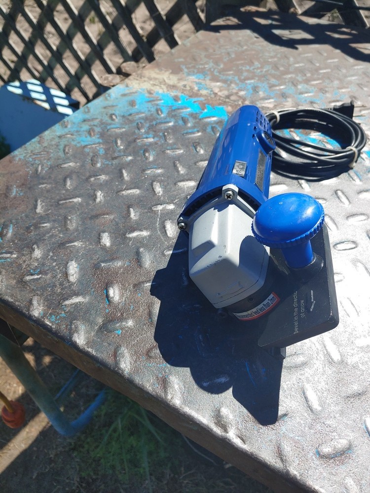 HAND OPERATED PORTABLE BEVELING MACHINE 120v