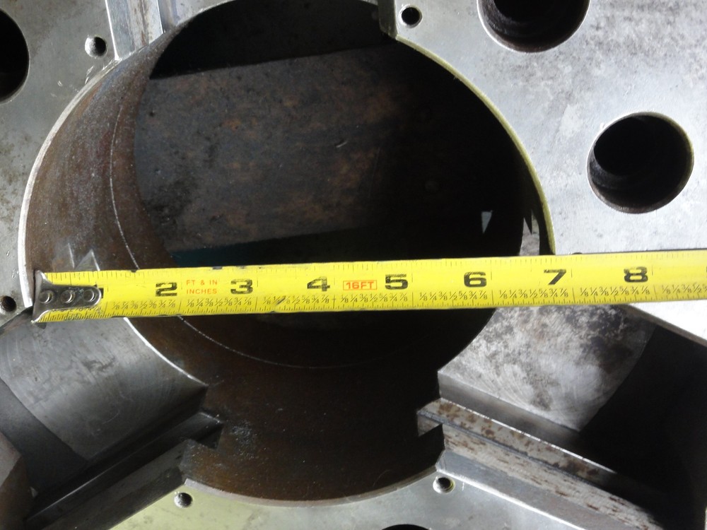 Cushman 24 inch Scroll Chuck