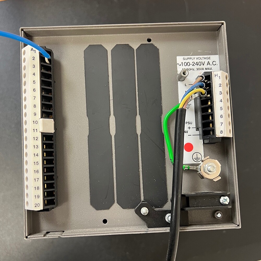 ABB Commander SR100 Strip Chart Recorder, Temperature Process Recorder, SR103B