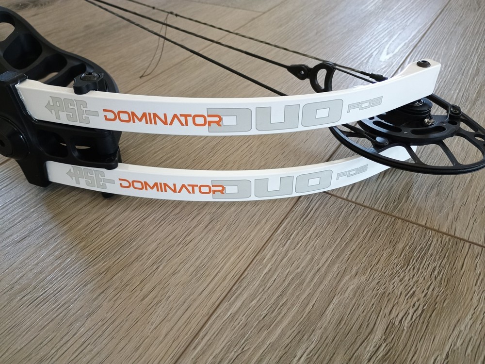 PSE Dominator Duo 40 SE2 archery bow RH