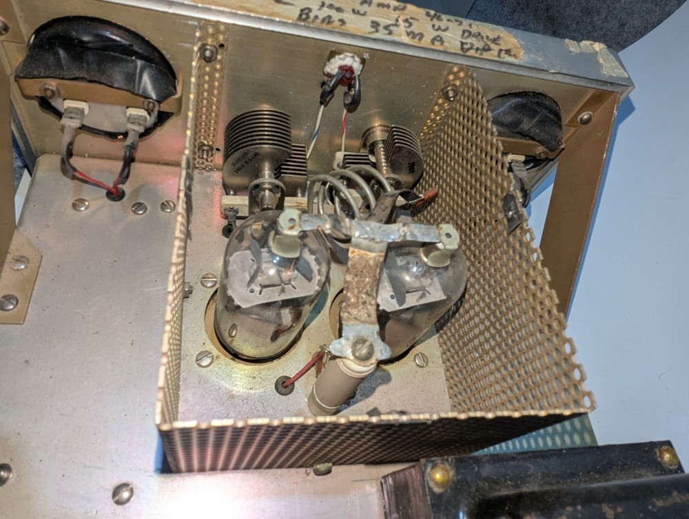 EF Johnson Liner Amplifier