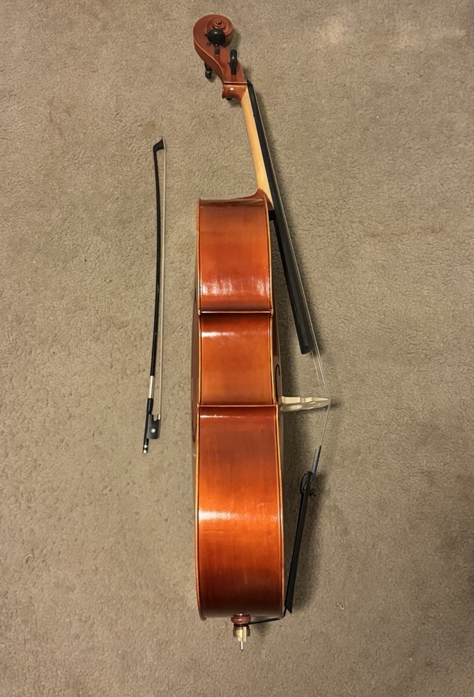 Eastman Strings Mc80 4/4 Cello Set with Case and Bow